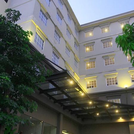 Noormans Hotel Semarang Eksteriør bilde